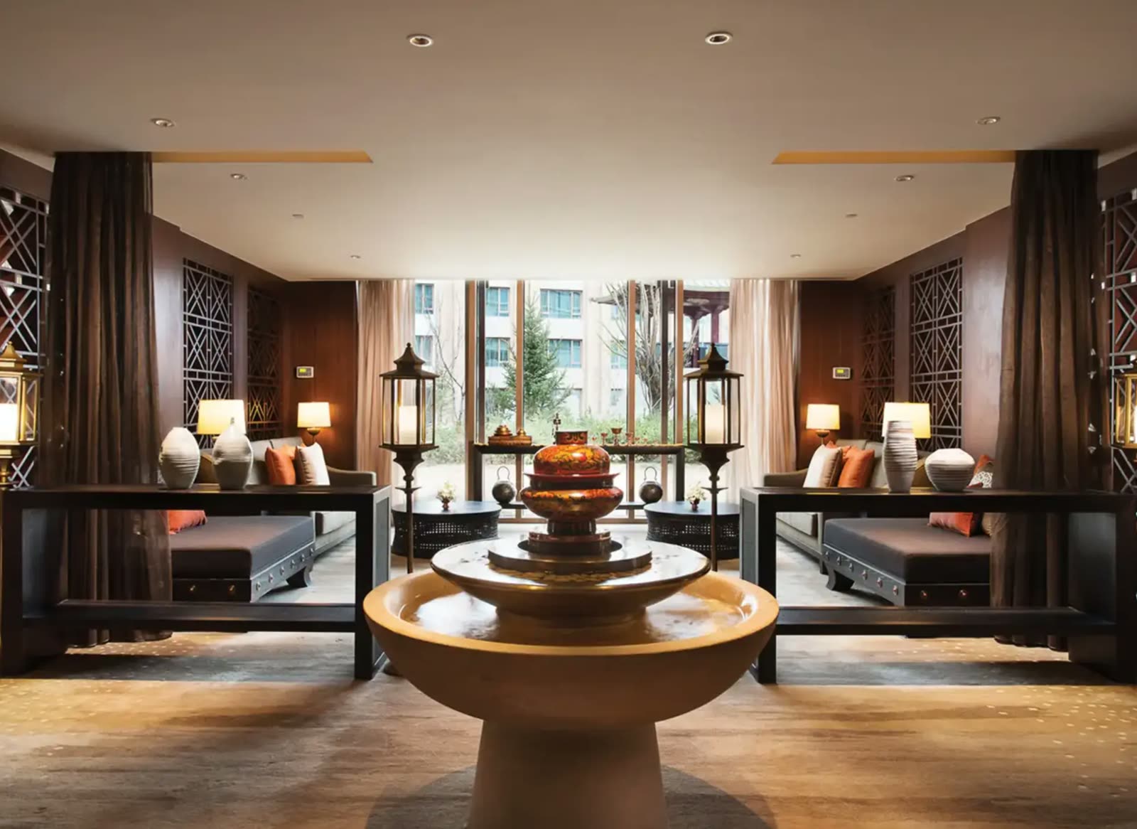 Lobby lounge with lanterns and lacquerware at Shangri-La Hotel Lhasa