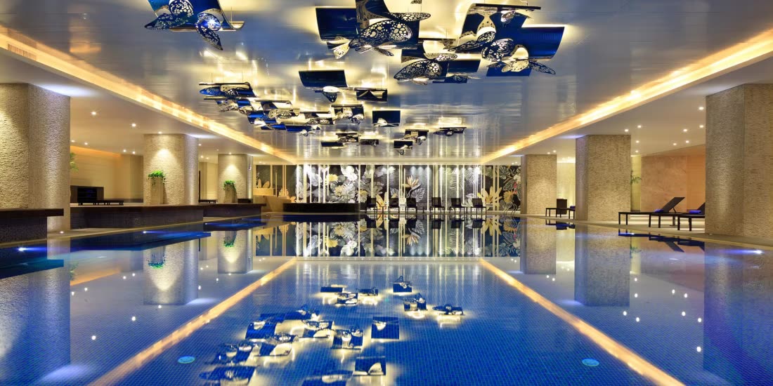 Lounge and dining space at InterContinental Kunming