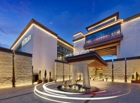 Entrance and fountain at Hilton Shigatse
