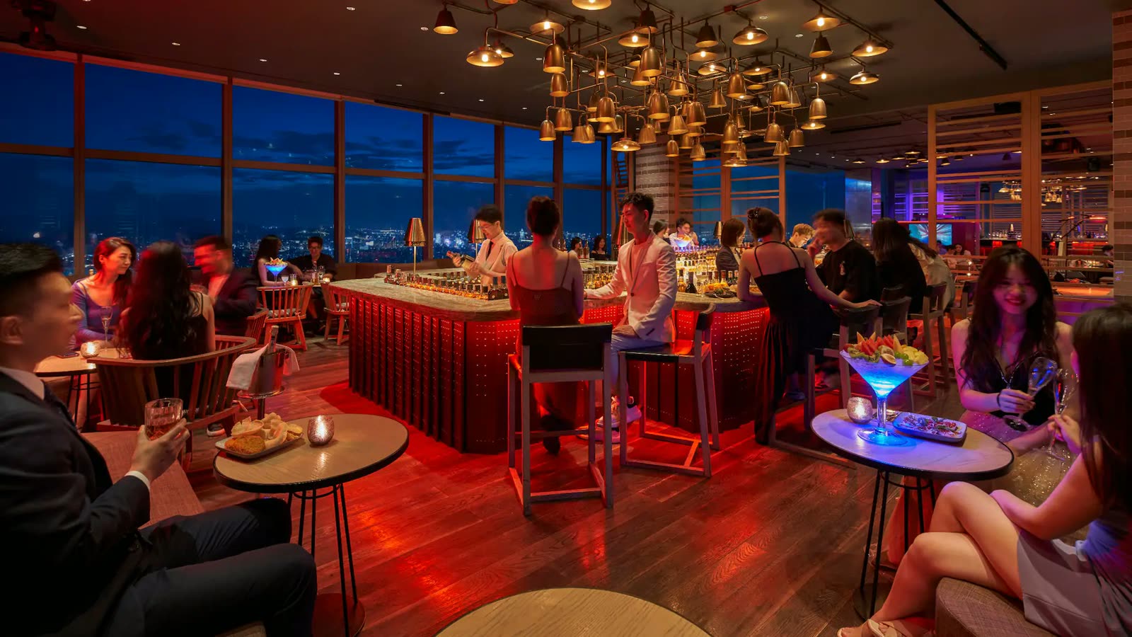 Forty8 bar with city views at Park Hyatt Hangzhou